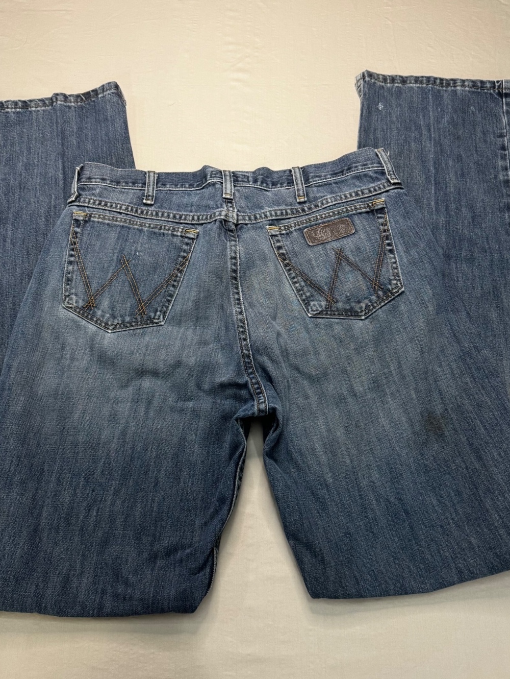 Wrangler 20X Men’s Jeans 33x38 Light Wash Denim Western Workwear